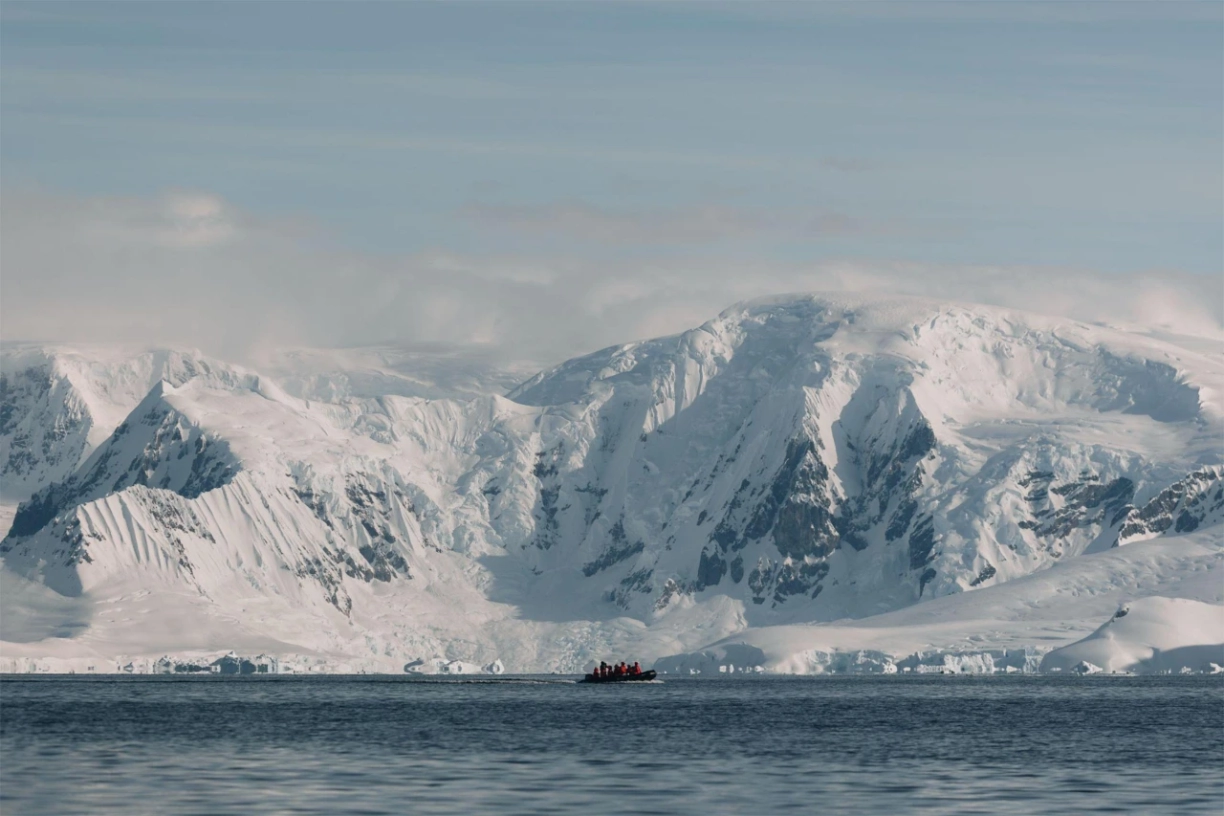 Abenteuer-Antarktis-7-Eisberge-Polargebiet-Kreuzfahrt-b7