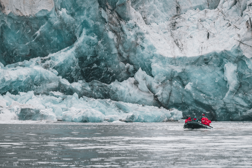 Spitzbergen-Regeln-4-Abenteuer-Zodiac-Reise-Traumreise