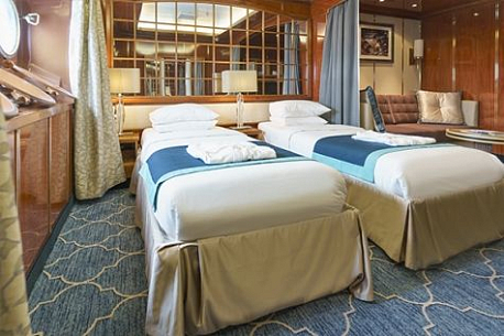 Maindeck Suite